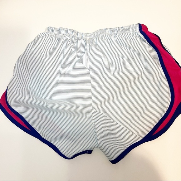 Nike Dri-Fit Tempo Striped Running Shorts Size Small - Picture 3 of 4